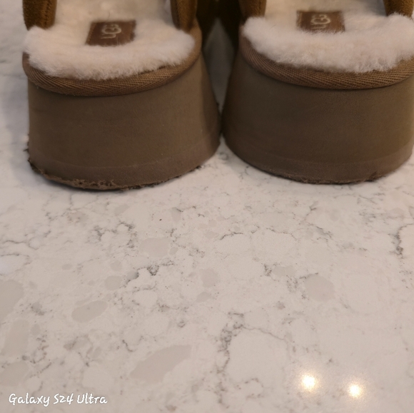 UGG Brown Suede Slip-On Shoes with Red Accents - Picture 6 of 10